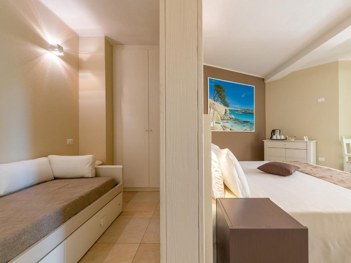 B&B Giglio Di Chia Домус-де-Мария Экстерьер фото